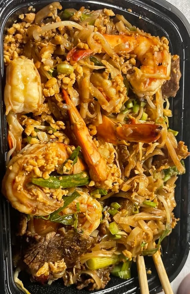 Pad Thai Woon Sen.
